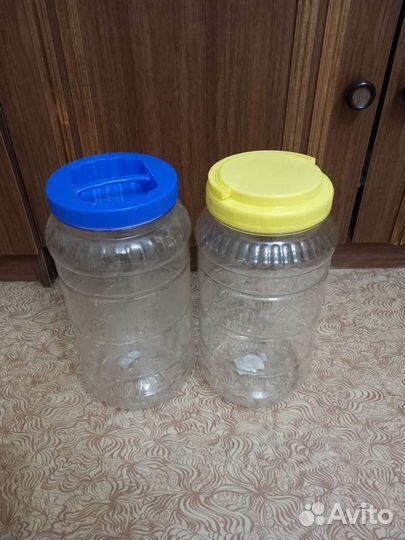 Банка пластиковая2, 3л