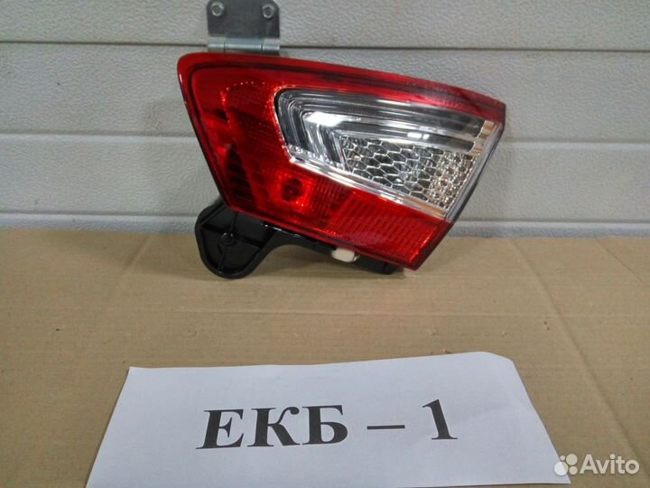 Фонарь правый внутренний Ford Mondeo 4 2006-2014