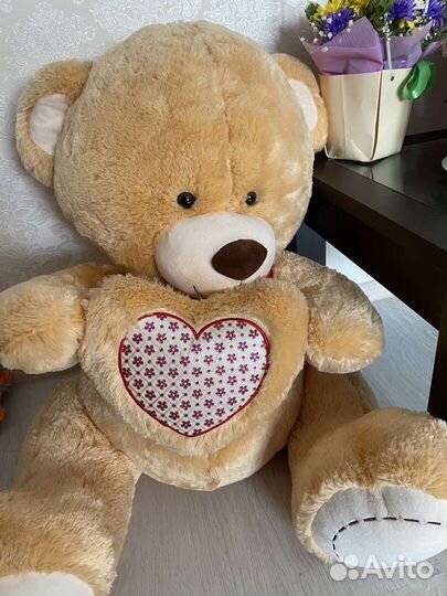 Плюшевый медведь новый, 70 см