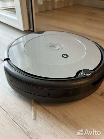 Робот пылесос irobot roomba 698