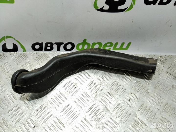 Воздуховод Kia Sorento 2003 2009