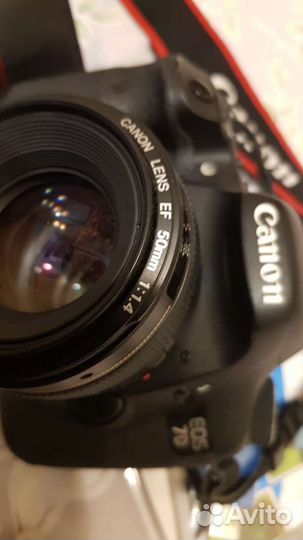 Зеркальный фотоаппарат canon 7D