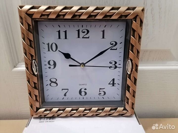 Часы настенные, новые в коробке