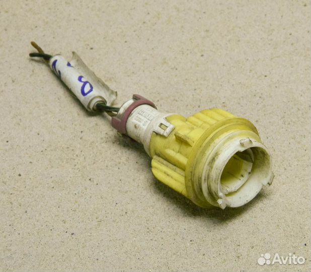 Патрон указателя поворота Audi 80 B3