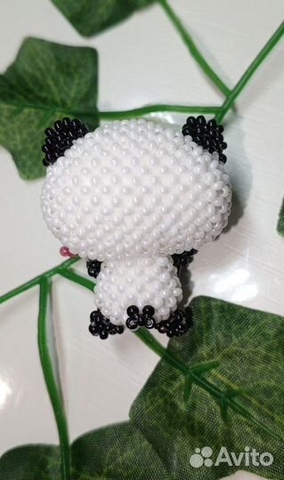 Игрушки из бисера панда