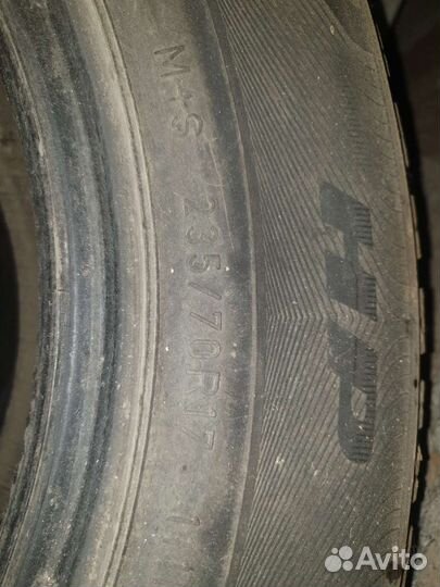 Goodyear Wrangler HP 235/70 R17