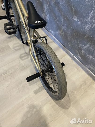 Трюковой велосипед бмх