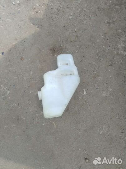 Омывательный бачок ваз 2115