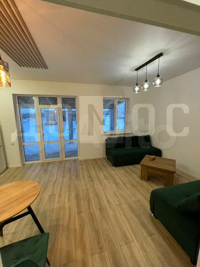 Дом 134 м² на участке 6,5 сот.