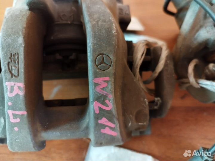 Суппорт Мерседес w 211