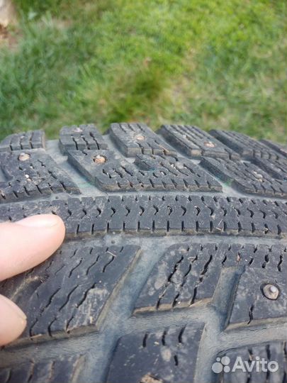 Kumho I'Zen KW22 215/65 R16