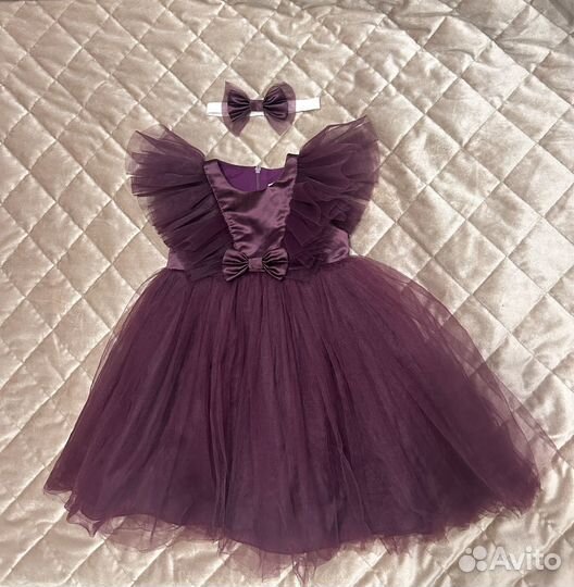 Продам потрясающее платье маленькой модницы