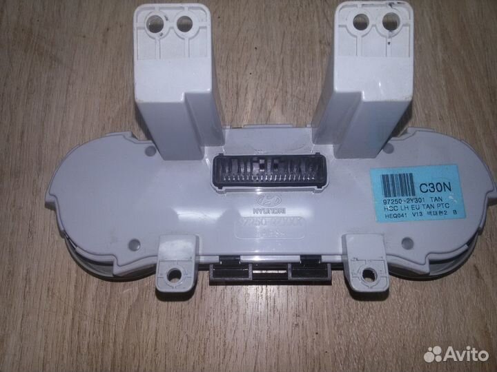 Блок управлением печкой Hyundai IX 35 KD
