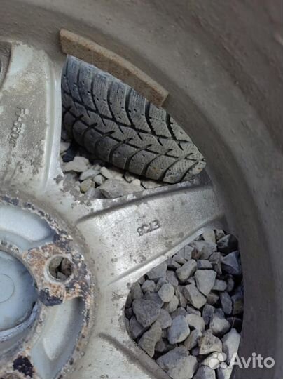 195/65 R15 Bridgestone WT17 Зима Литые R15 pсd:4x1