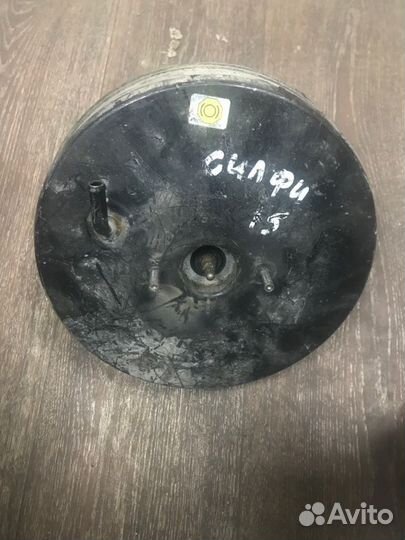 Вакуумный усилитель тормозов Nissan Bluebird