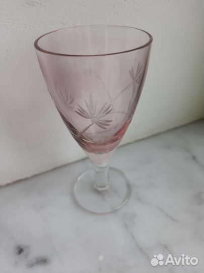 Рюмки.бокалы фужеры стекло цветное СССР поднос