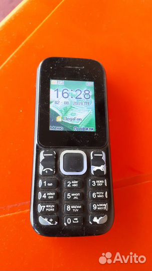 Продам сот.телефон