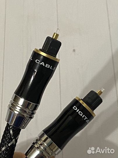 Оптический аудио кабель