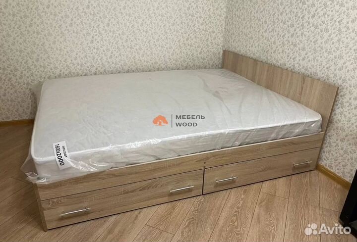 Кровать двуспальная 160х200