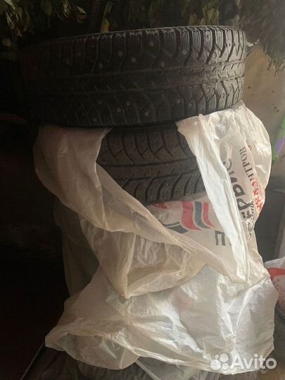 Bridgestone Ice Cruiser 7000S 195/65 R15