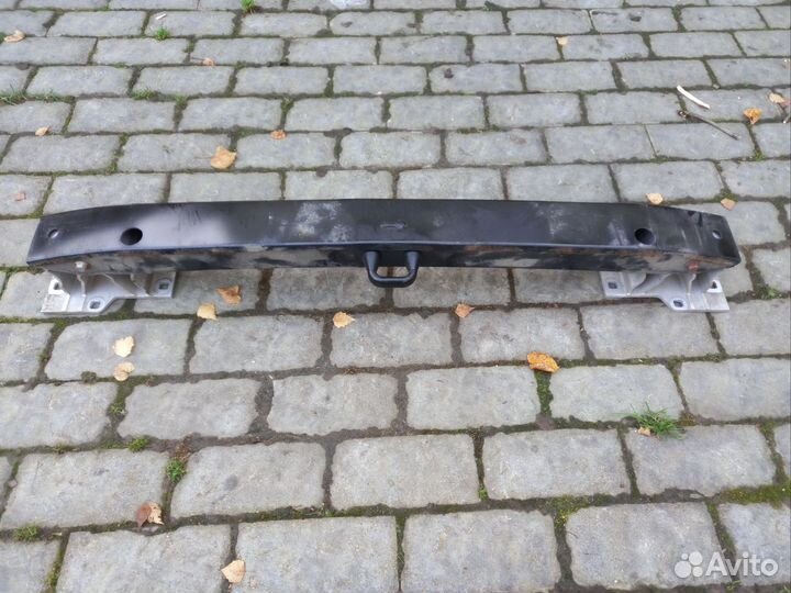 Усилитель заднего бампера Rang Rover 2017