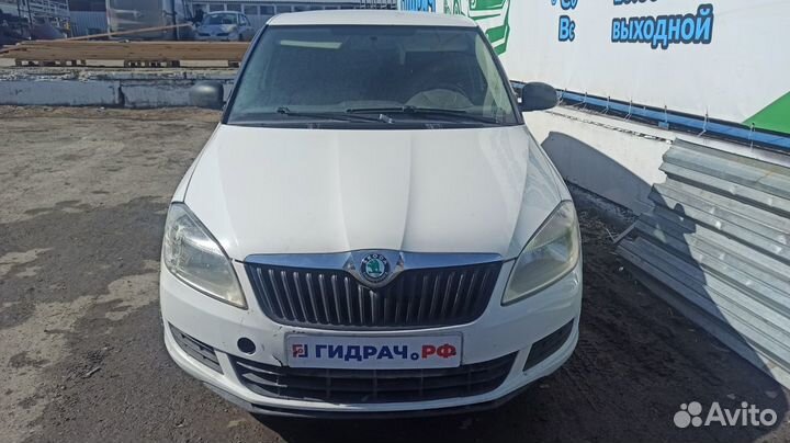 Стекло двери передней правой Skoda Fabia 5J0845022