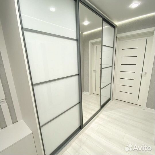 Функциональный шкаф купе