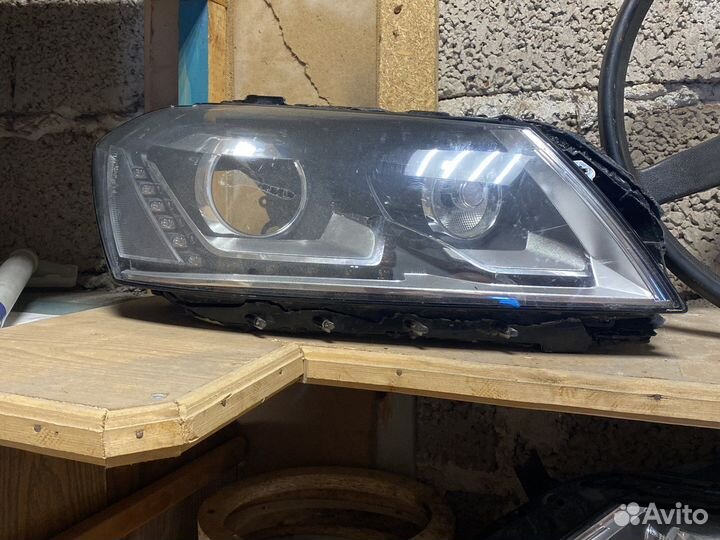 Биксеноновые линзы оригинальные passat в7