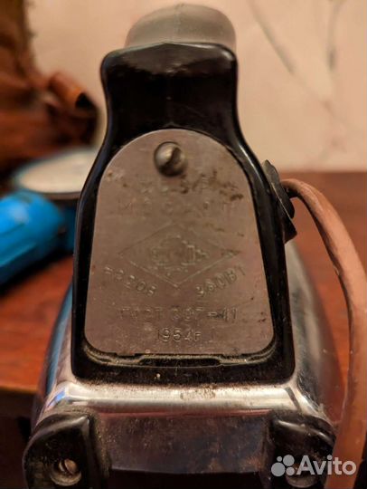 Утюг старинный