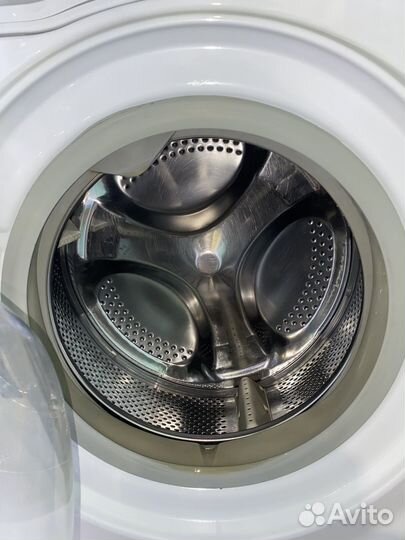 Стиральная машина Ariston/6 кг/1200 об/доставка