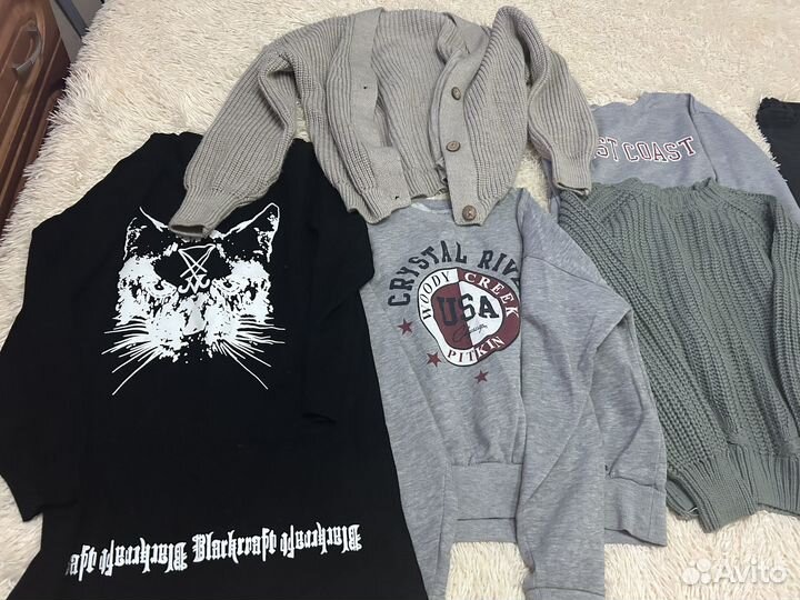 Отдам пакет вещей для девочки 12 лет