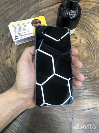 Google Pixel 8 Pro, 12/128 ГБ