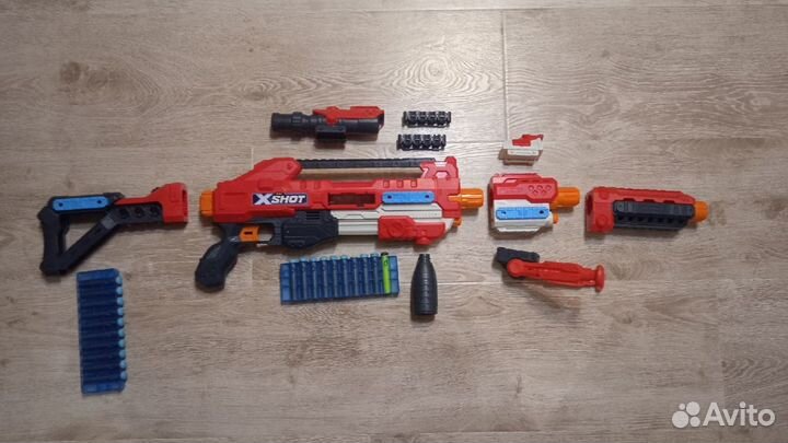 Продаю игрушечные бластеры nerf и xshot