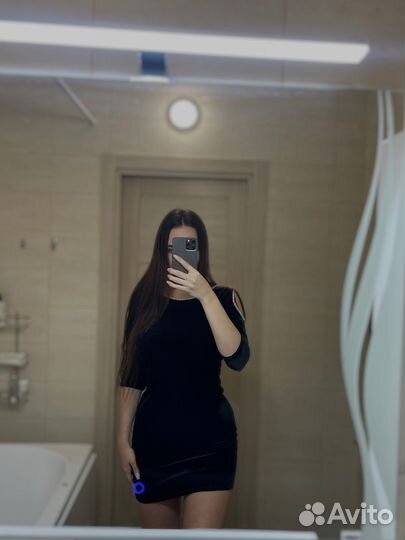 Платье вечернее праздничное бархатное облегающее