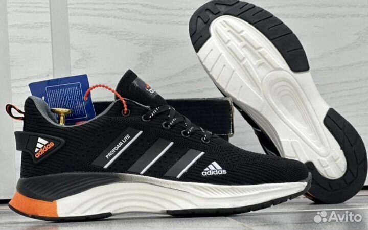 Кроссовки adidas profoam