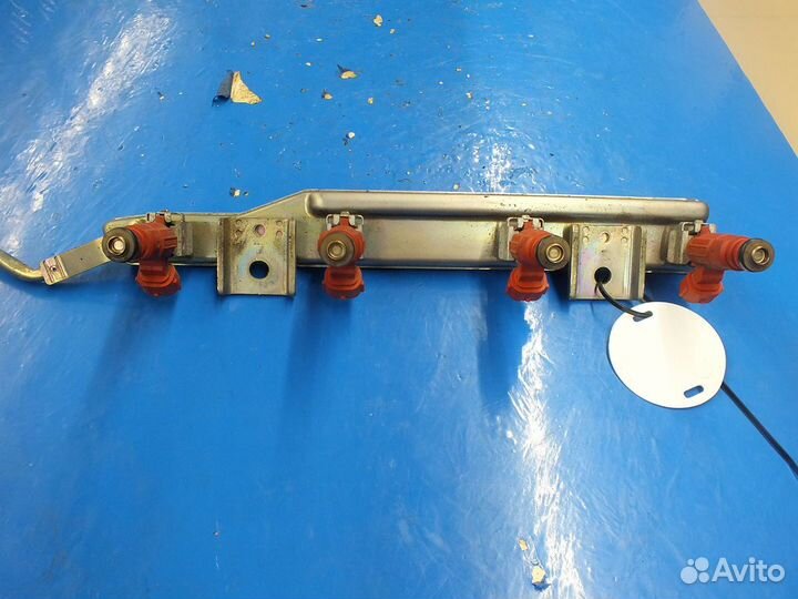 Рейка топливная (рампа) Nissan Almera (N16) II (20