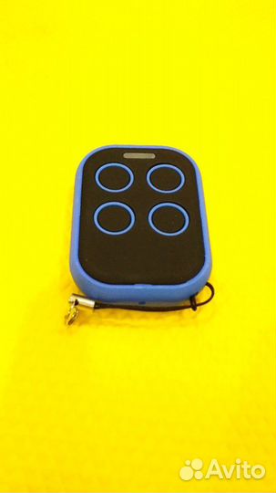 Пульт универсальный (ворота/шлагбаумы/аудио/видео)