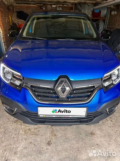 Renault Logan Stepway 1.6 CVT, 2019, 35 000 км