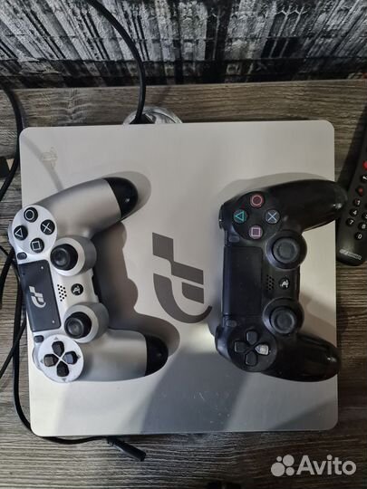 PS4 Grand Turismo limited edition