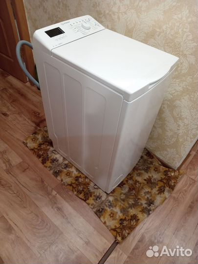 Стиральная машина с вертикальной загрузкой