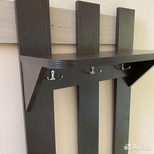 Вешалка / в наличии