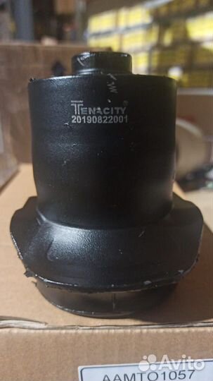 Сайлентблок задней балки Toyota Ipsum aamto1057