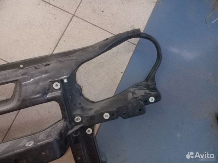 Панель передний Volkswagen Polo 4 2005