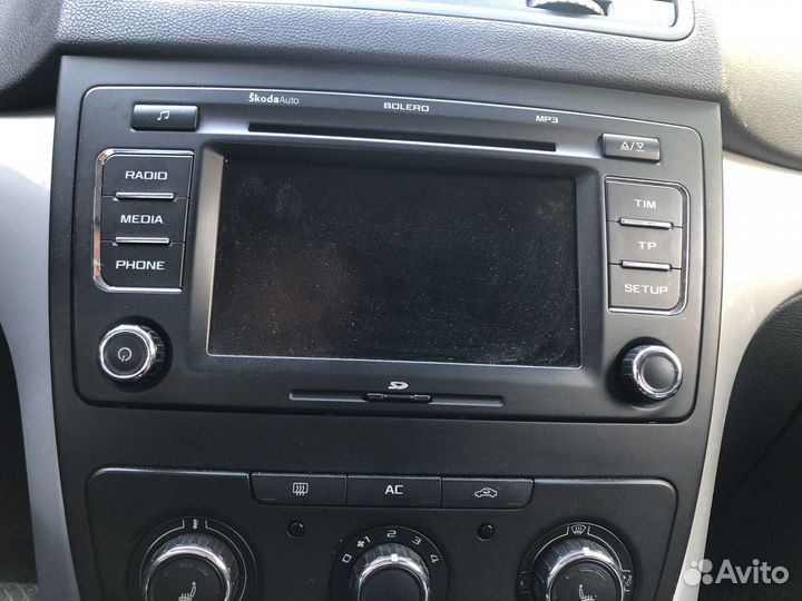 Автомагнитола бу bolero для VAG