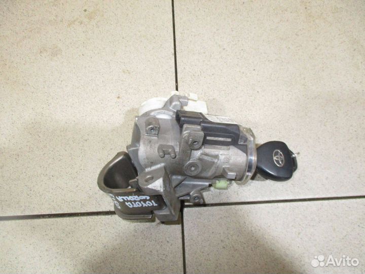 Замок зажигания Toyota Corolla (E150)