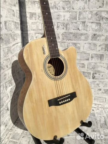 Гитара новая.Гитара Elitaro