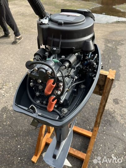 Лодочный мотор 9.9 tarpon (под 15 л)