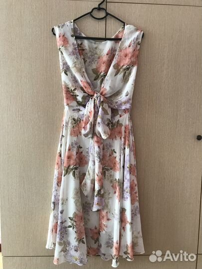 Платье летнее новое 44 размер