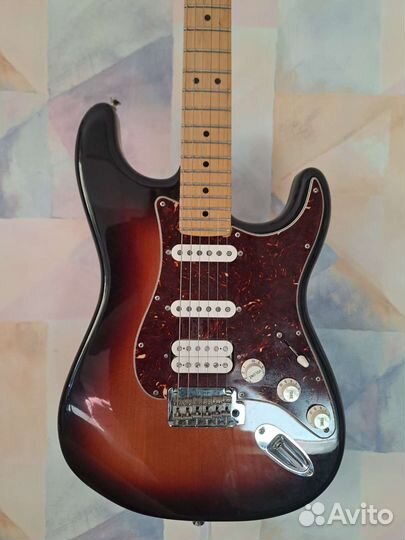 Fender Player Stratocastet HSS sunburst