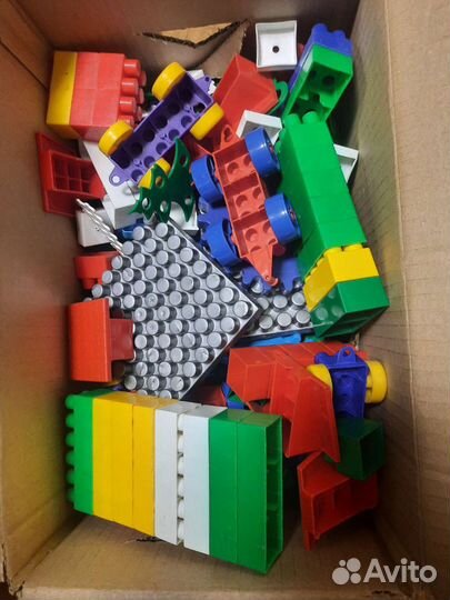 Развивающие игрушки, конструктор